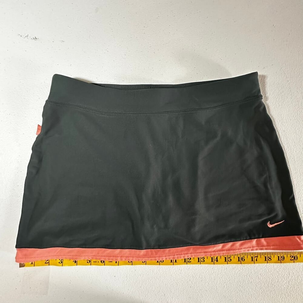 NIKE Dri Fit Tennis Skirt Grey/Pink with under shorts with pockets Size Medium